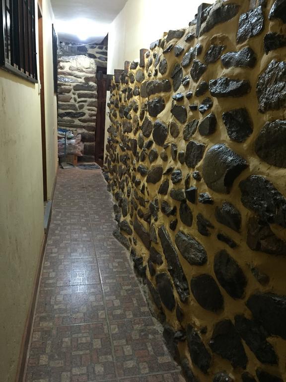 Rumi Sonqo Hostel Ollantaytambo Exteriör bild