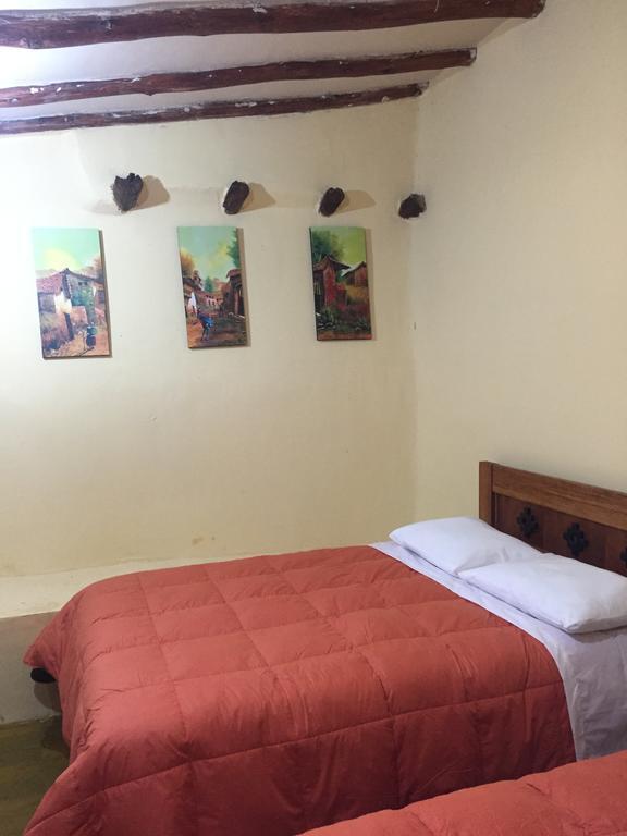 Rumi Sonqo Hostel Ollantaytambo Exteriör bild