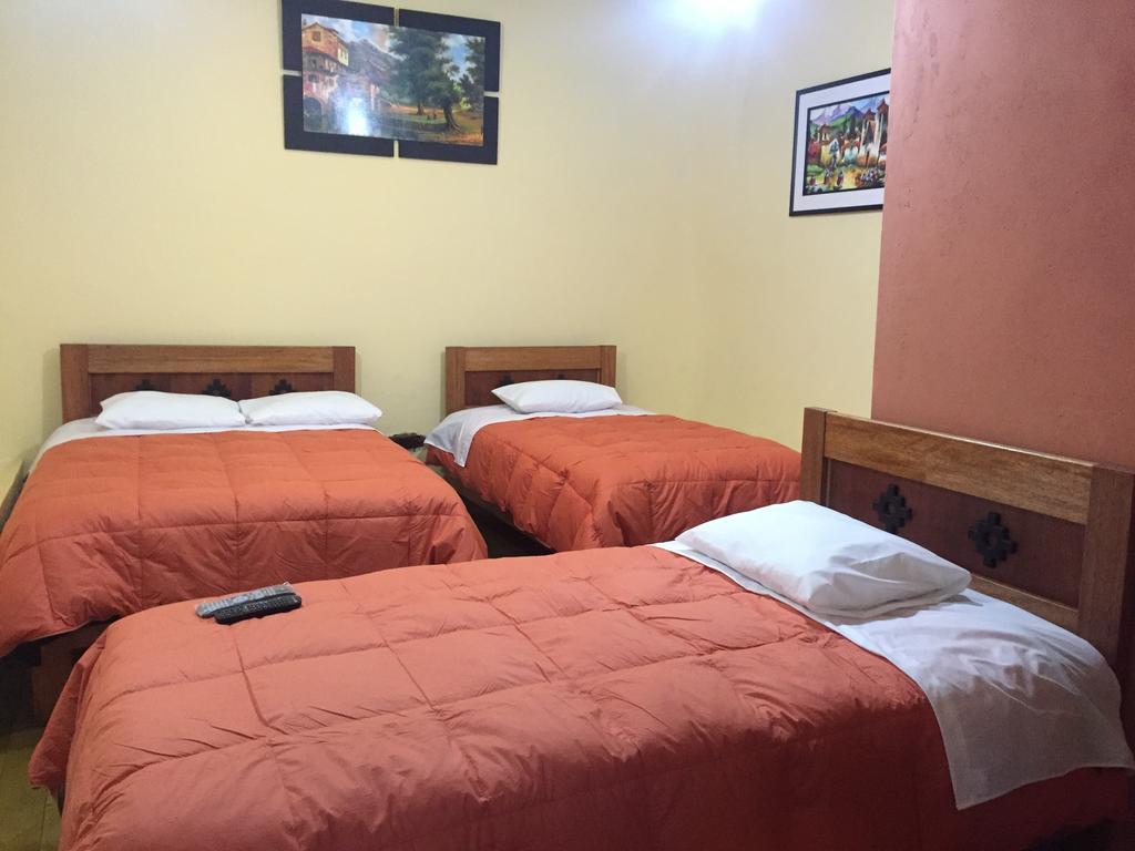 Rumi Sonqo Hostel Ollantaytambo Exteriör bild