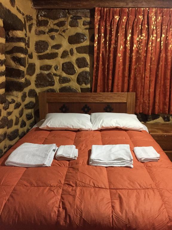 Rumi Sonqo Hostel Ollantaytambo Exteriör bild