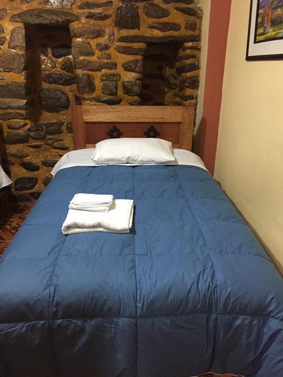 Rumi Sonqo Hostel Ollantaytambo Exteriör bild